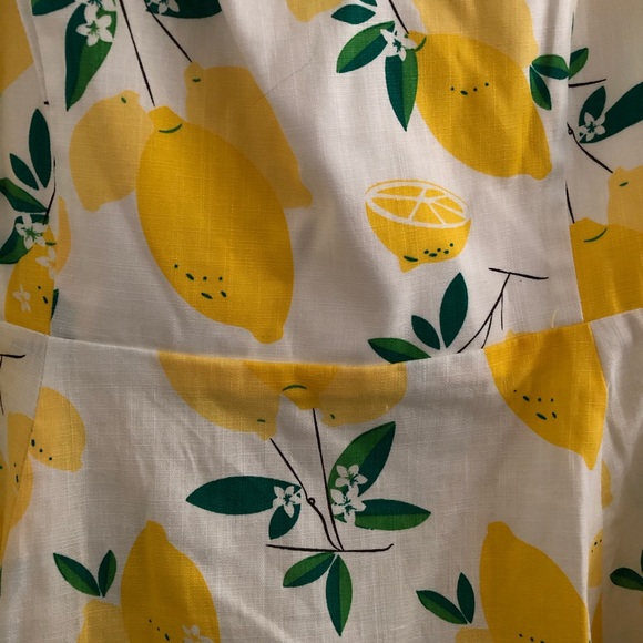 Dress - Picture 3 of 5